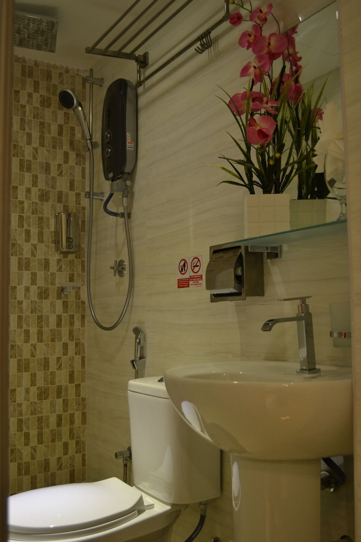 Dr Hotel Bayan Lepas Dış mekan fotoğraf